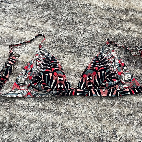 Bikini top; triangle swim suit; floral - Picture 1 of 4